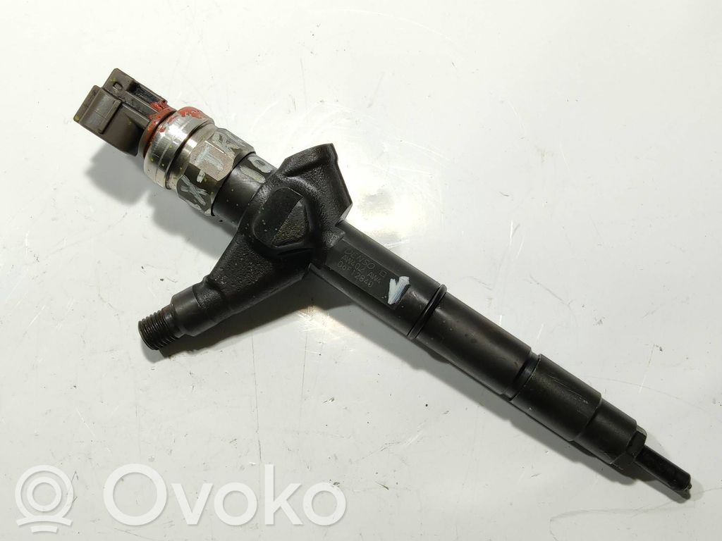 Nissan X-Trail T30 Injector combustibil 