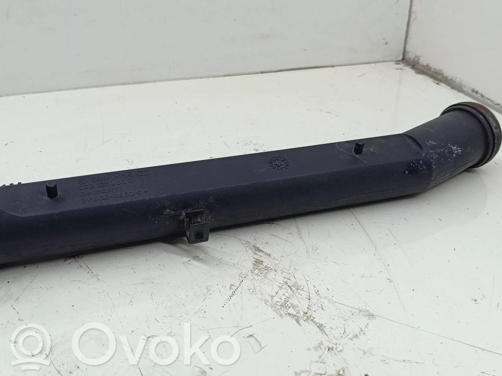 Volkswagen Polo III 6N 6N2 6NF Engine coolant pipe/hose 