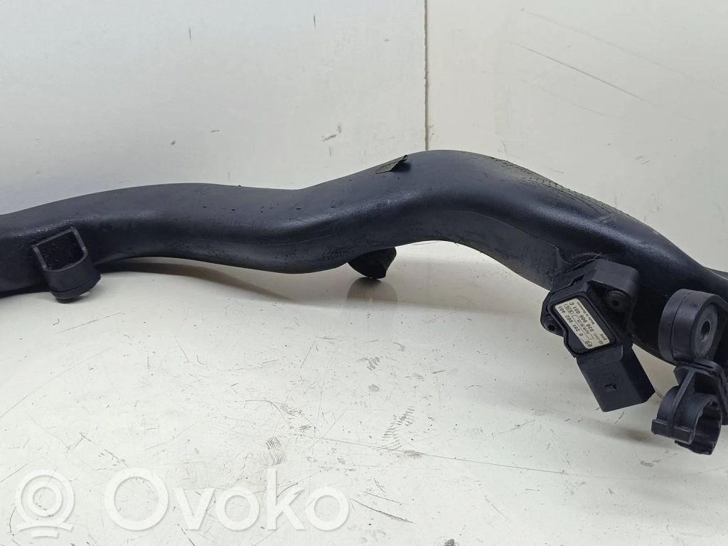 Volkswagen PASSAT B6 Schlauch / Leitung Ladeluftkühler 