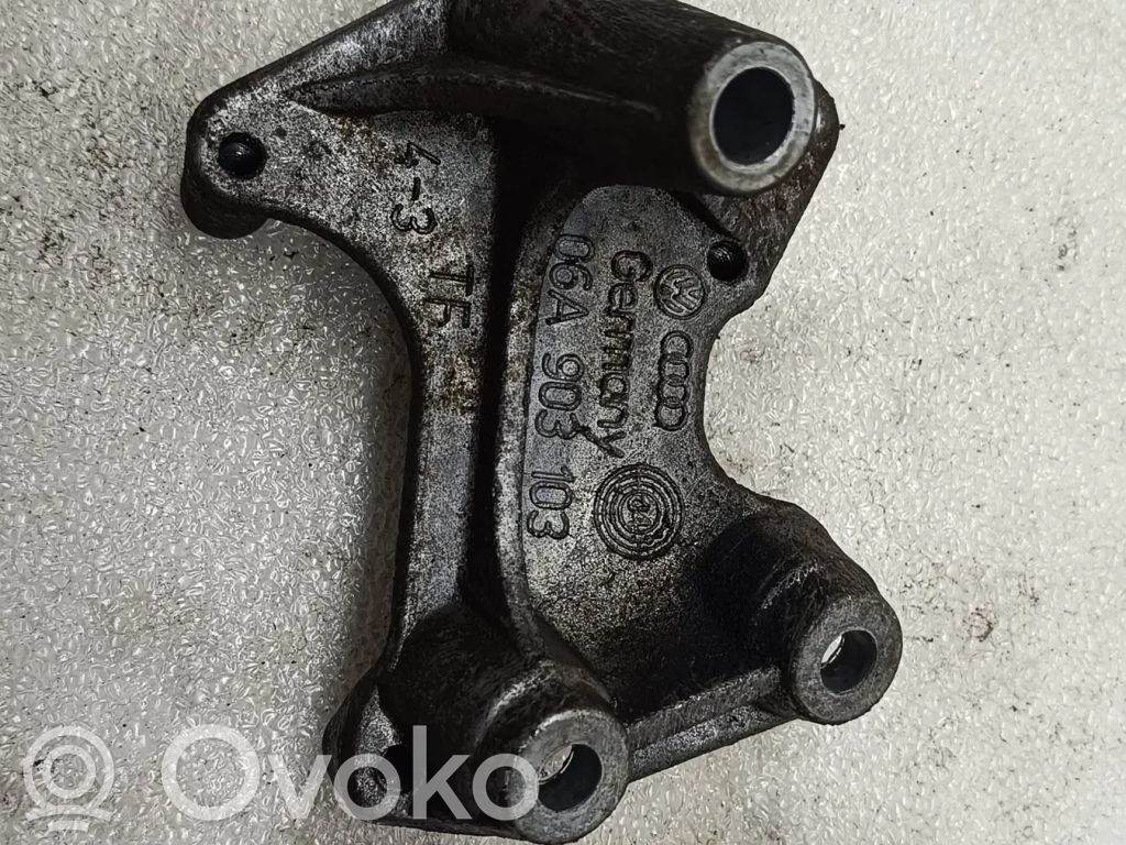 Audi A3 S3 8L Engine mounting bracket 