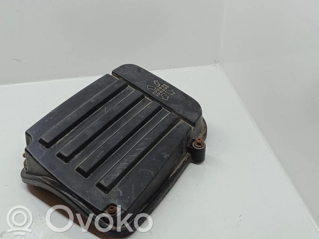 Volkswagen PASSAT B6 Oro filtro dėžė 