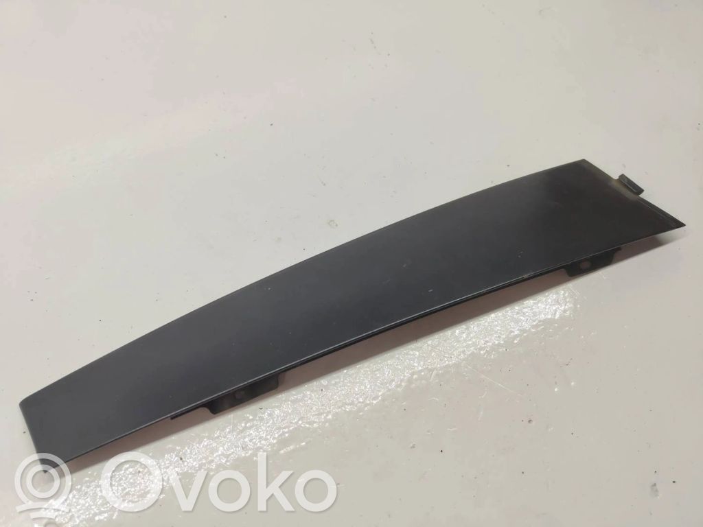 Volkswagen PASSAT B6 Moulures des vitres de la porte avant 