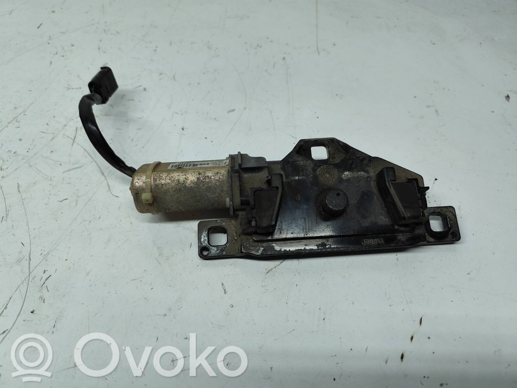 Tailgate/trunk/boot lock/catch/latch   1378112,8288181