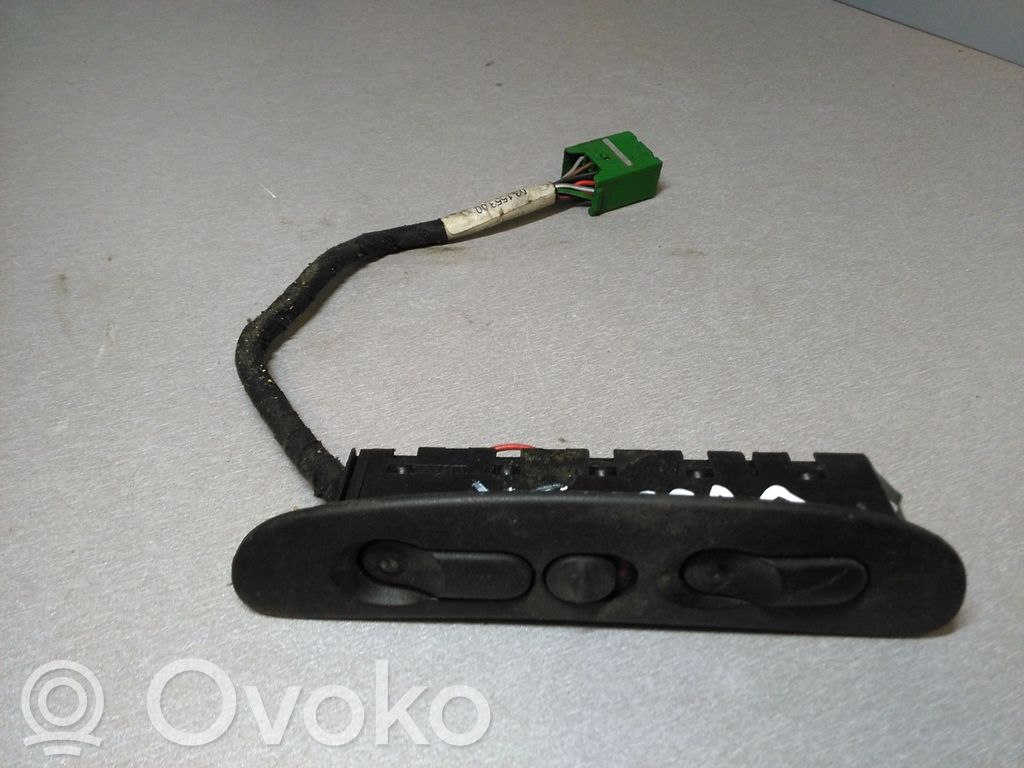 Opel Vectra B Electric window control switch 