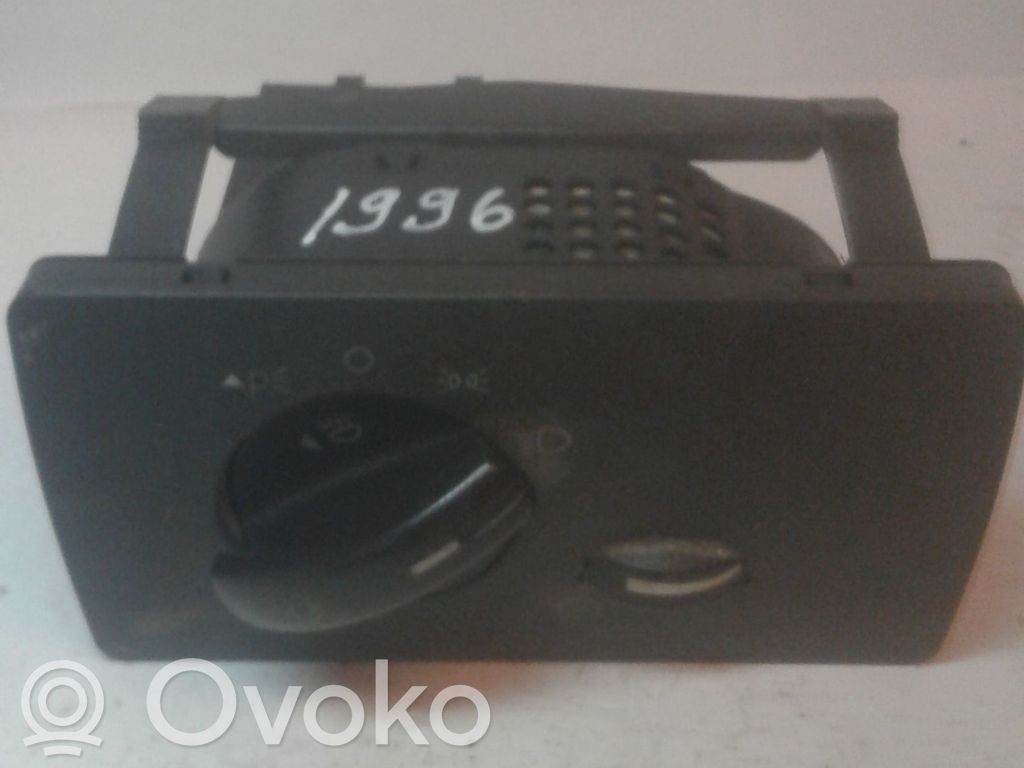 Ford Mondeo Mk III Light switch 