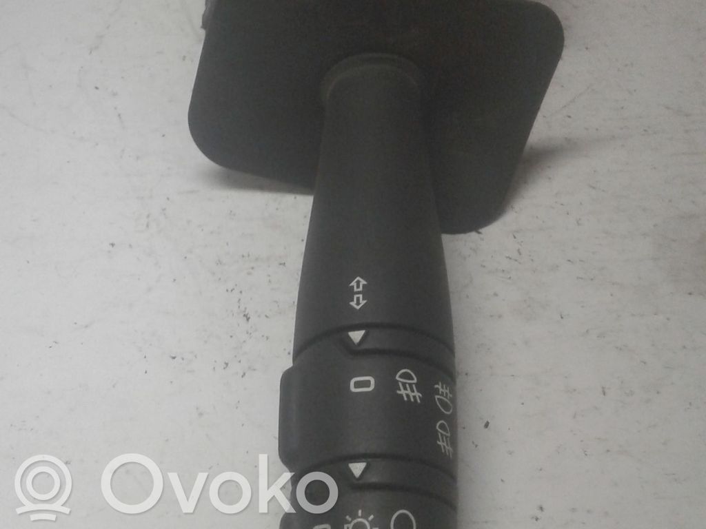Renault Clio II Indicator stalk 