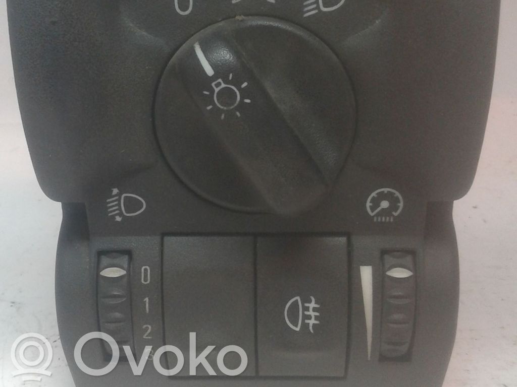 Opel Vectra B Light switch 