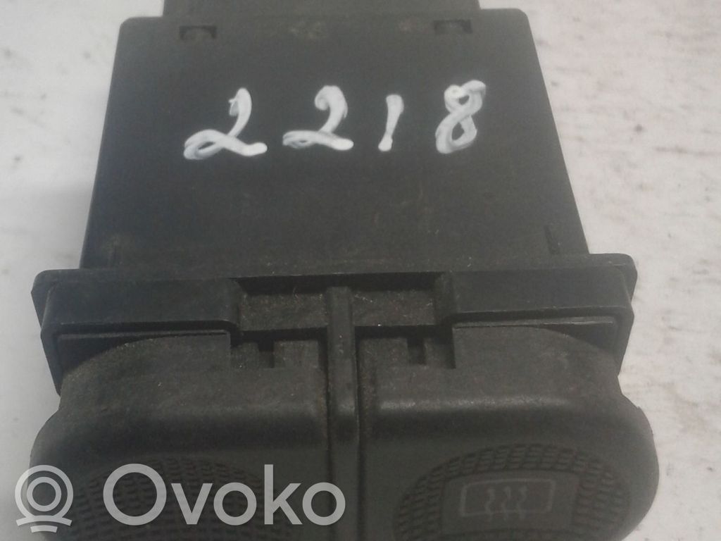 Windscreen/window heater switch   7M0959621