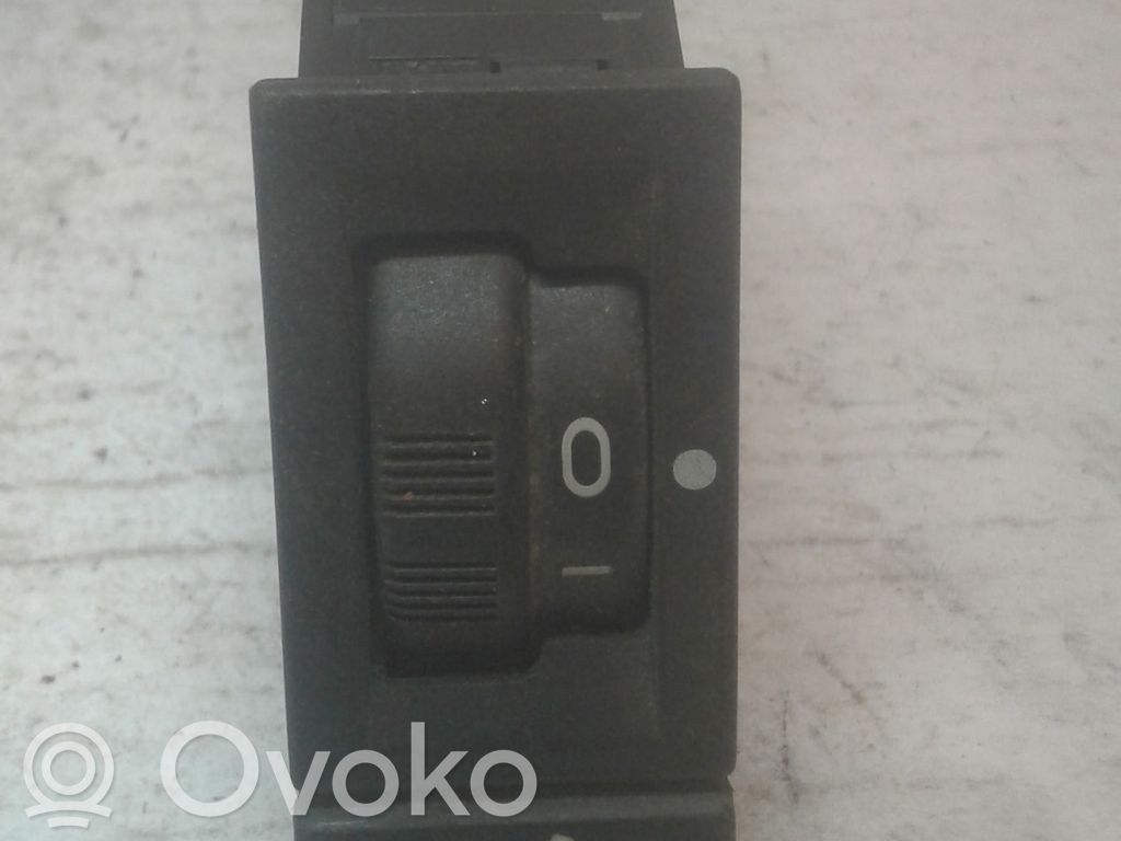 Peugeot 607 Headlight level height control switch 