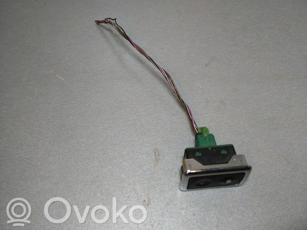 BMW 3 E36 Electric window control switch 