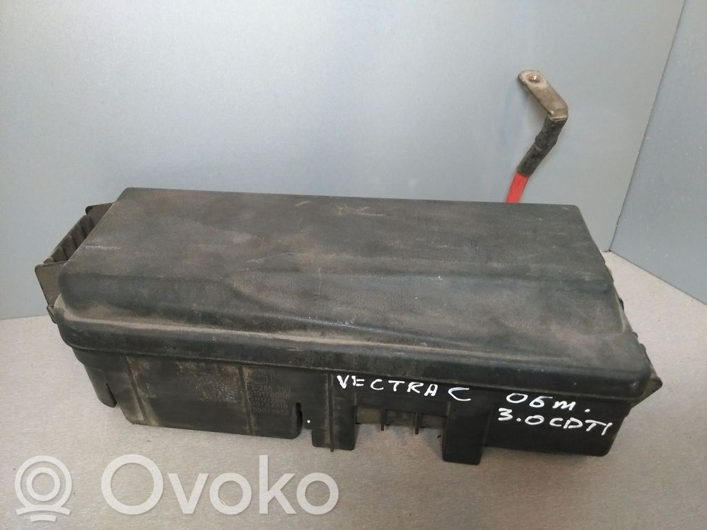 Opel Vectra C Módulo de fusible 