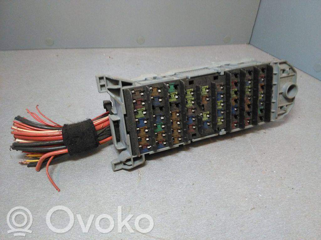 Opel Meriva A Módulo de fusible 