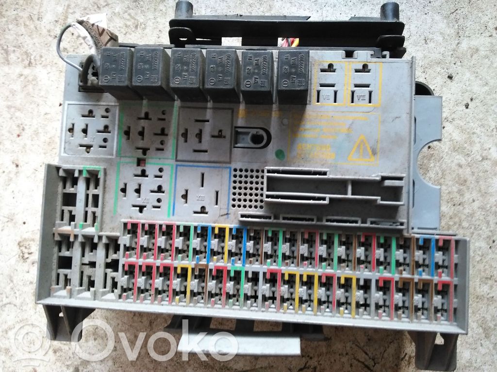 Opel Astra G Módulo de fusible 