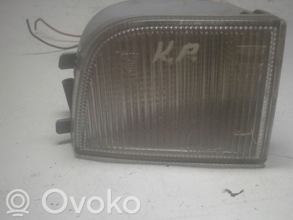 Volkswagen PASSAT B4 Front indicator light 