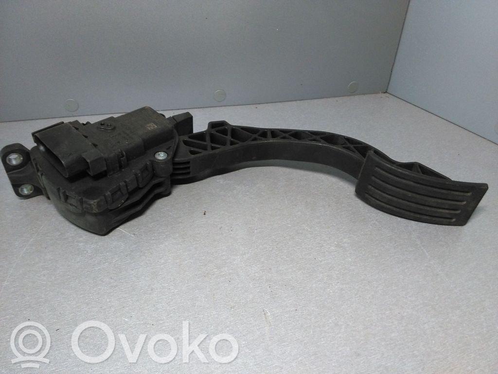 Ford Focus C-MAX Akceleratoriaus pedalas 