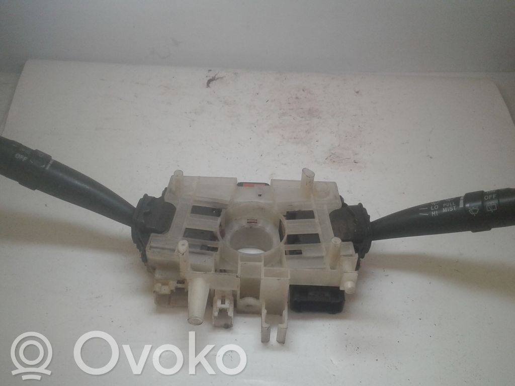 Subaru Legacy Commodo, commande essuie-glace/phare 