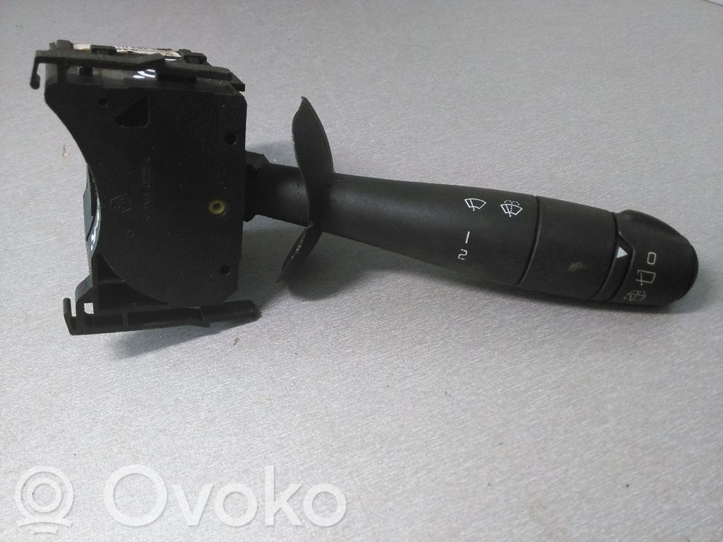 Renault Laguna II Wiper control stalk 