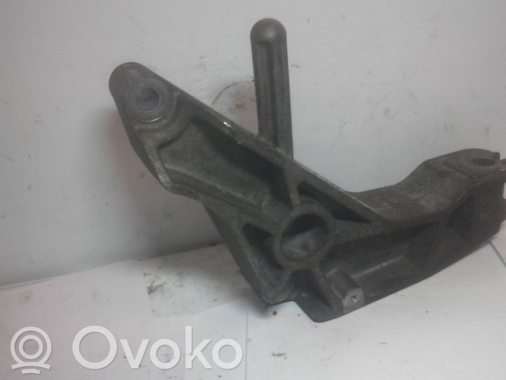 Opel Vectra C Gearbox mounting bracket 