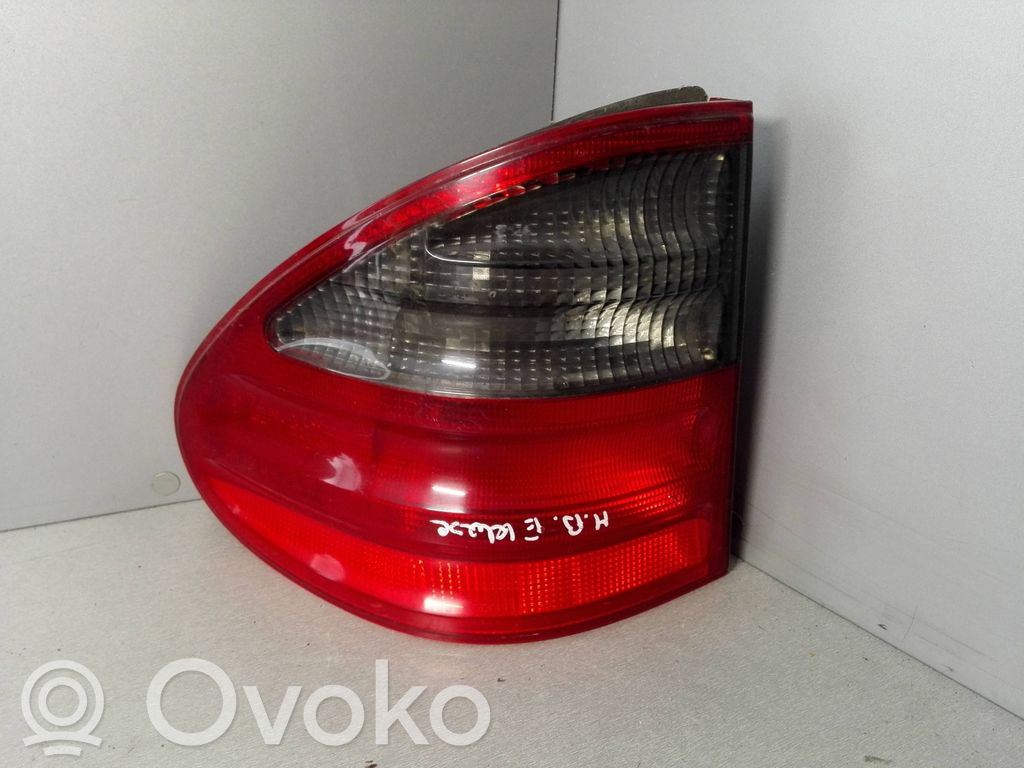 Mercedes-Benz E W210 Takavalot 