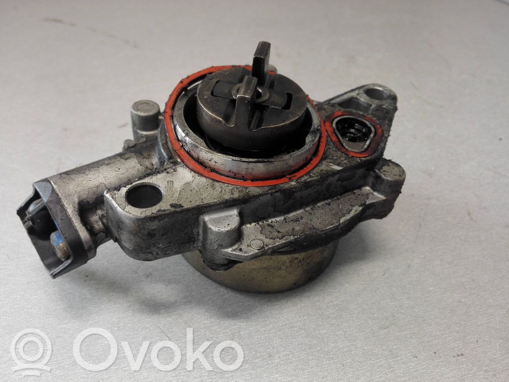 Peugeot 206 Vacuum pump 