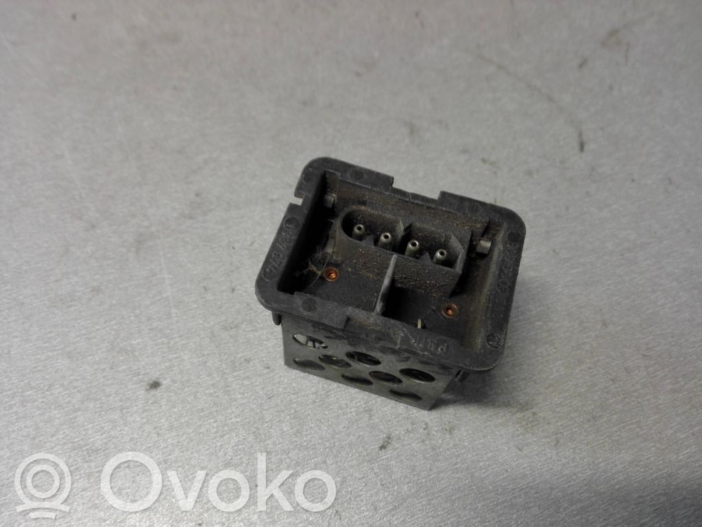 BMW 3 E36 Motor aerotermă/rezistor ventilator 