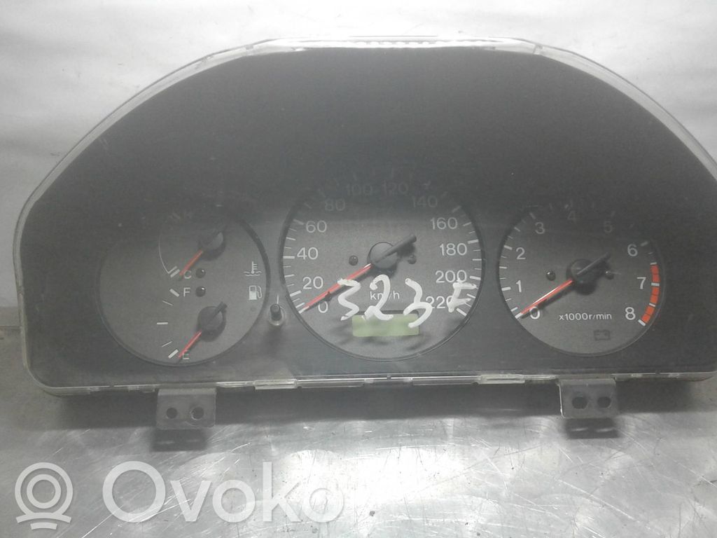 Mazda 323 Spidometras (prietaisų skydelis) 