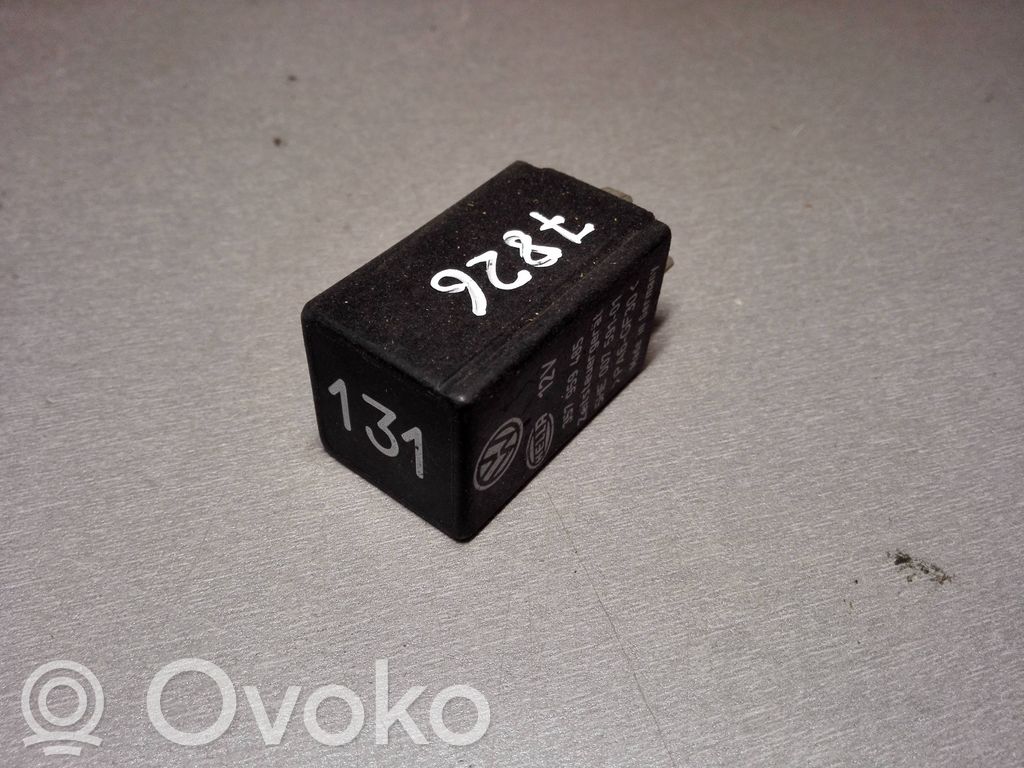 Volkswagen Golf IV Kita rėlė 