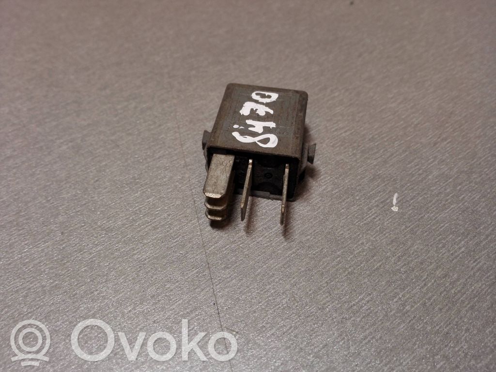 BMW 5 E39 Otros relés 