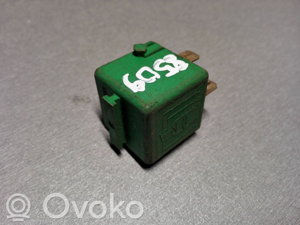 BMW 5 E39 Other relay 