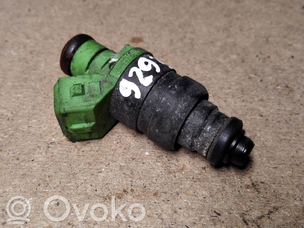 Audi A6 S6 C5 4B Wtryskiwacz paliwa 