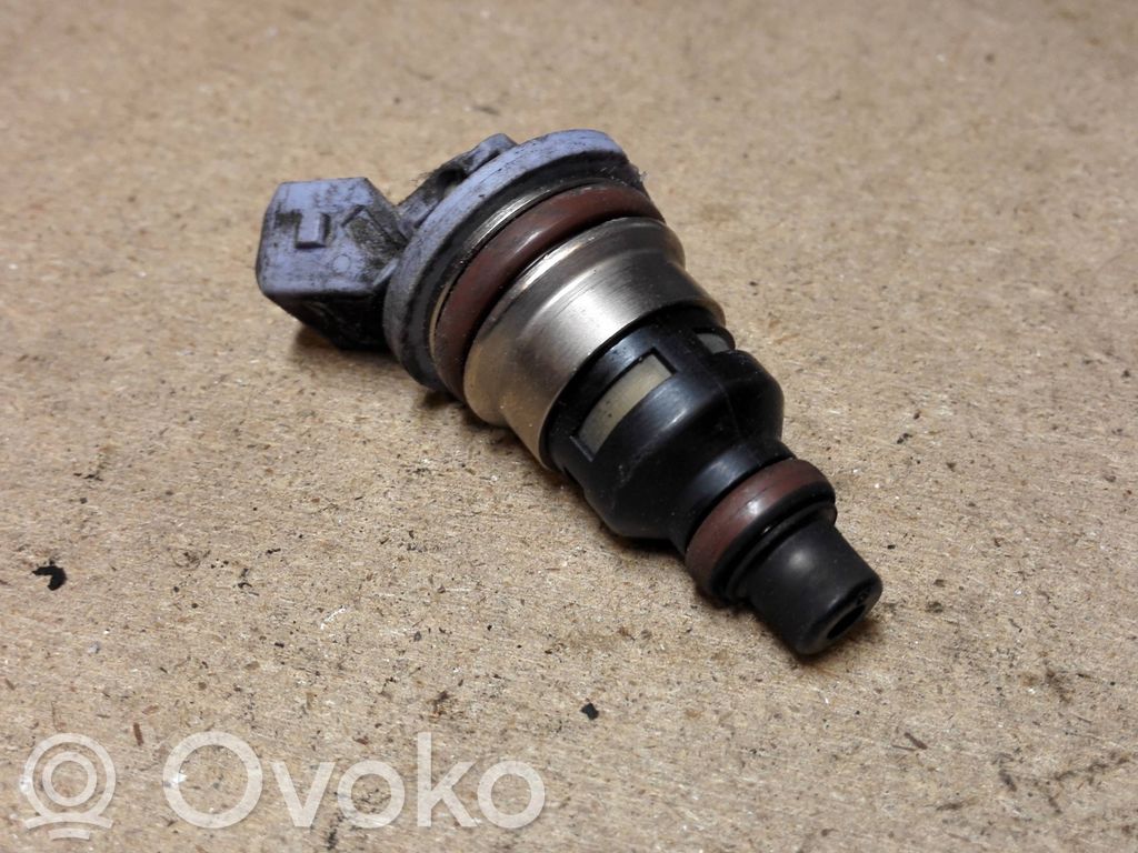 Ford Galaxy Fuel injector 