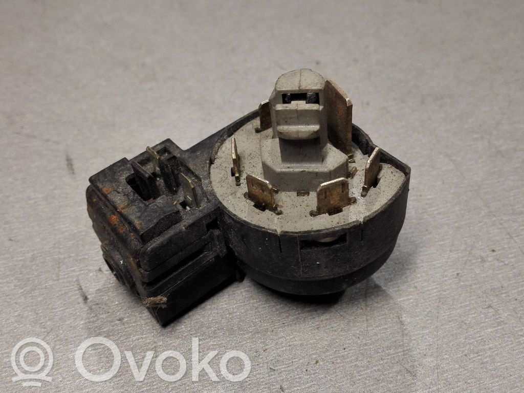 Opel Vectra B Contacto de la cerradura de arranque 