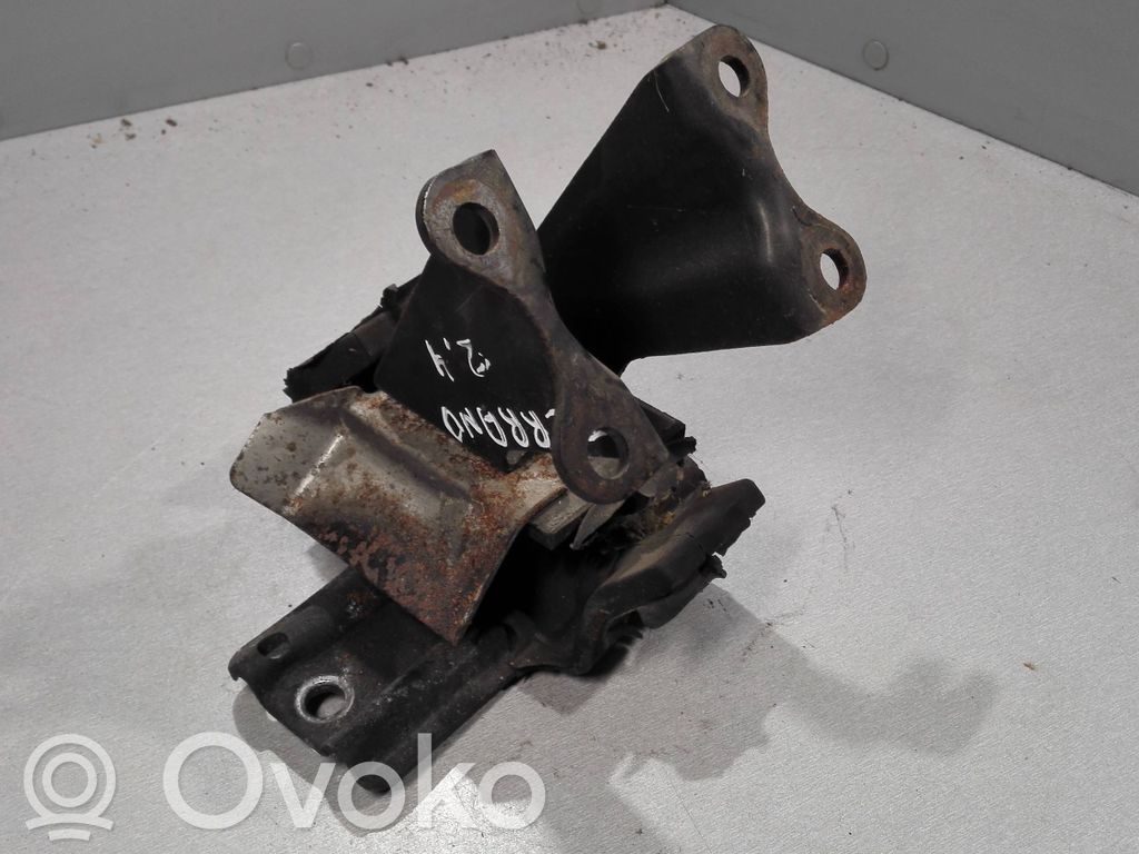 Nissan Terrano Engine mount bracket 