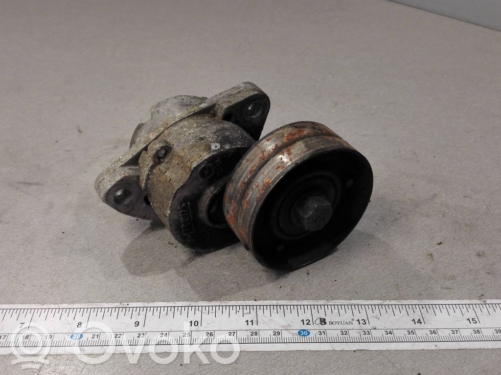 Opel Vectra B Napinacz paska alternatora 