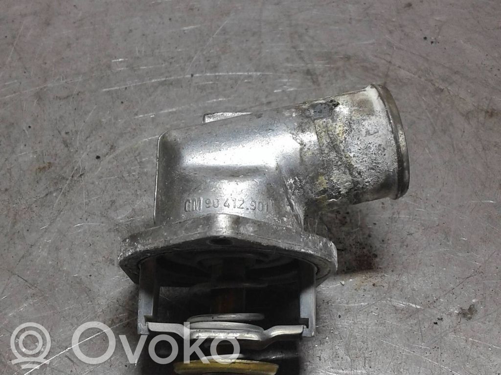 Opel Astra G Termostaatin kotelo (käytetyt) 