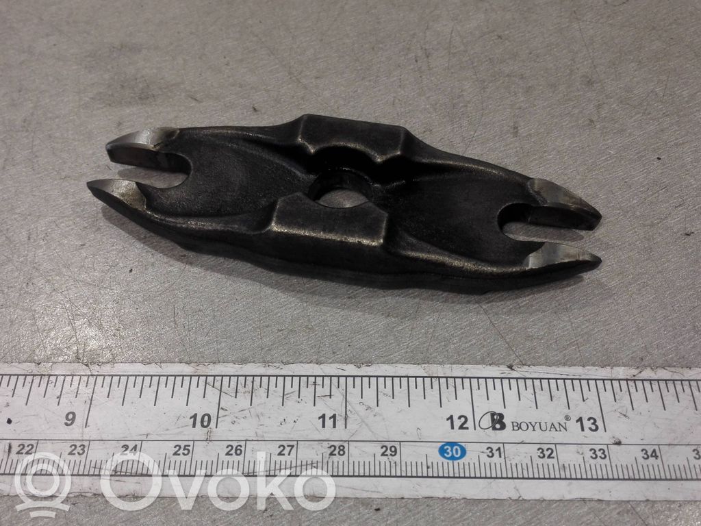 Abrazadera del inyector de combustible
