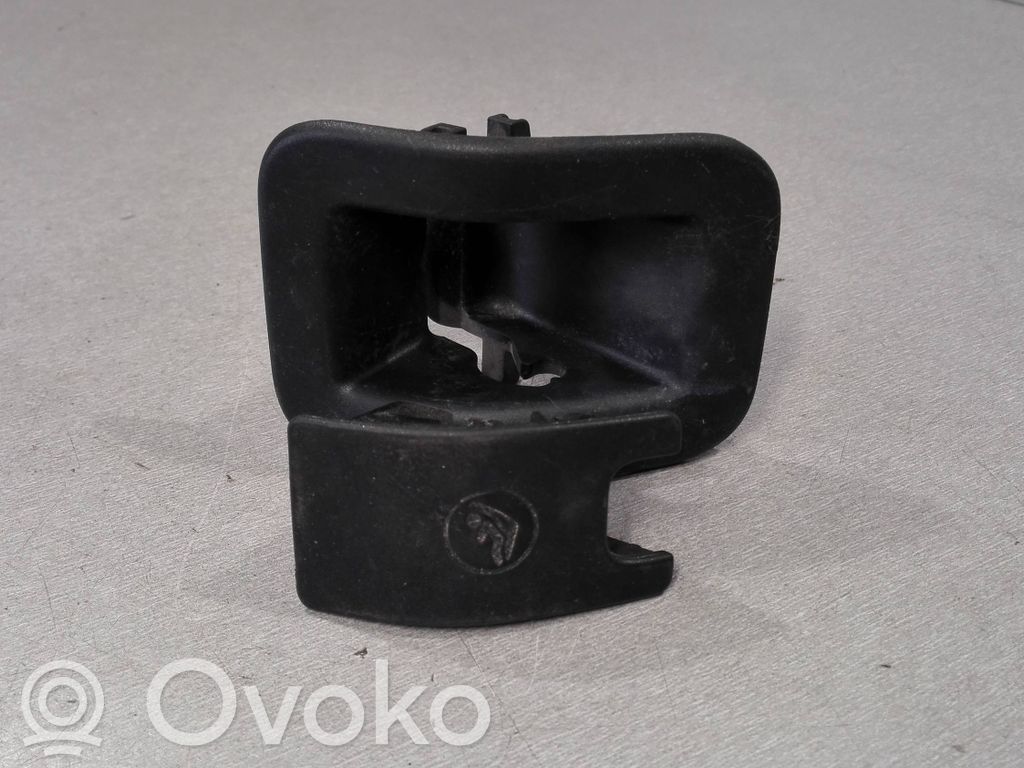 Audi A4 S4 B8 8K Osłona / zaślepka ISOFIX 