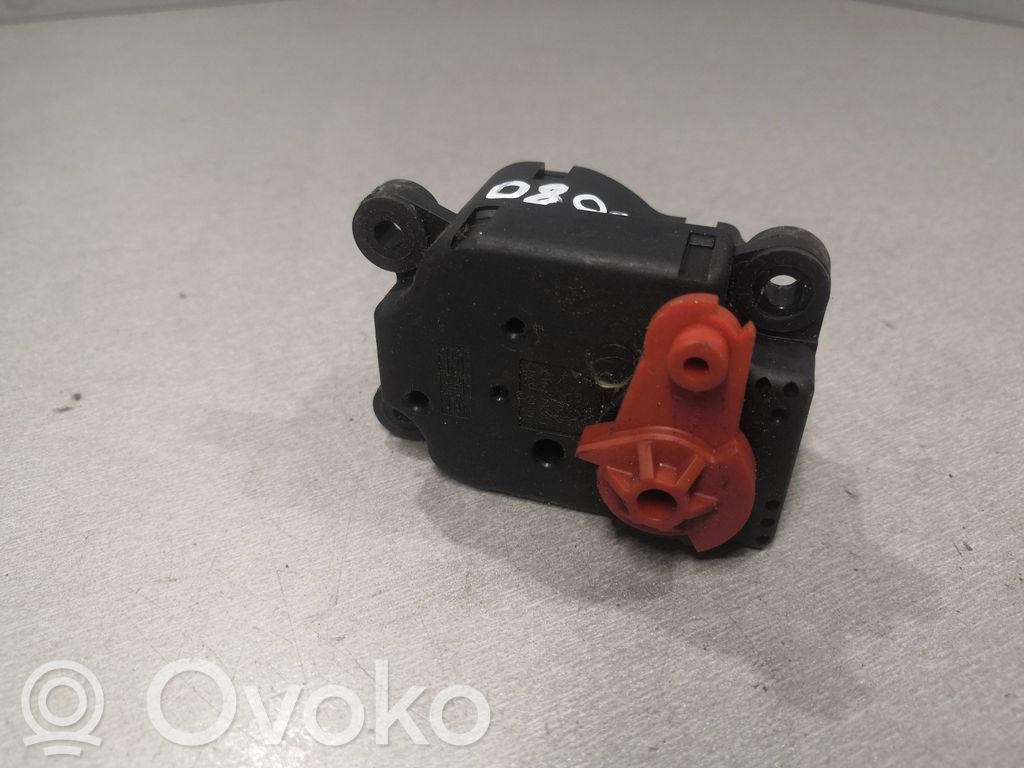 Opel Vectra C Motor/activador trampilla de calefacción 