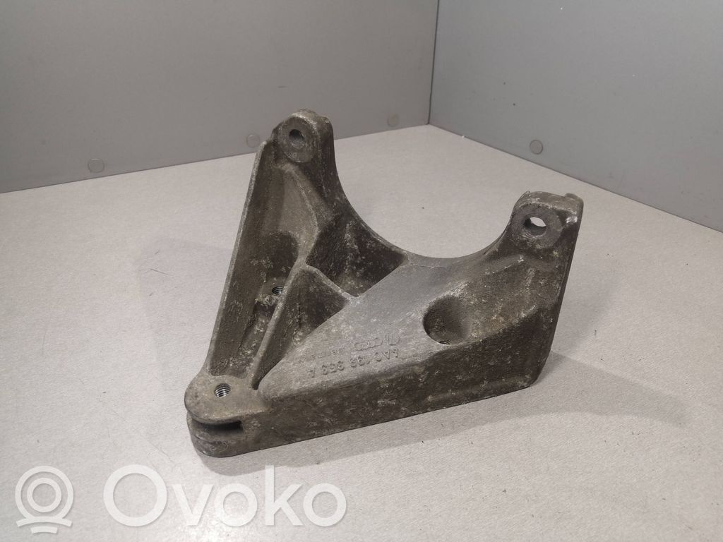 Audi A6 S6 C4 4A Engine mounting bracket 