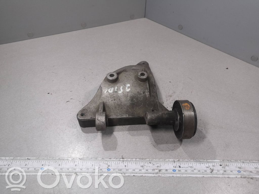 Audi A6 S6 C5 4B Engine mounting bracket 