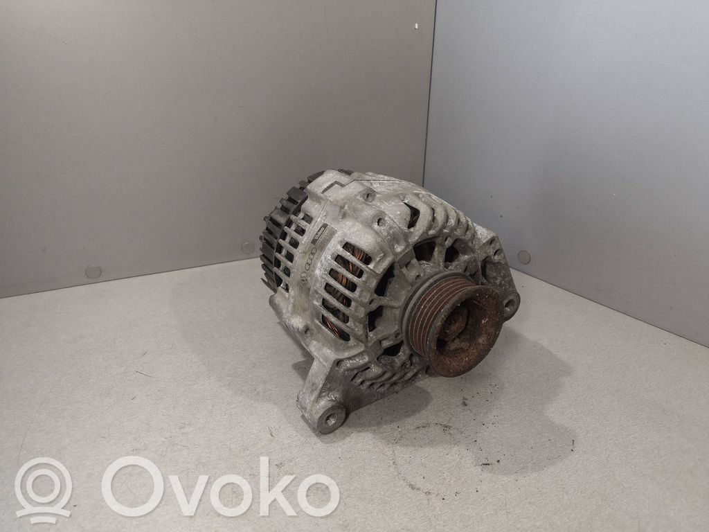 Volkswagen PASSAT B5 Ģenerators 