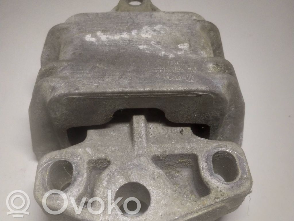 Volkswagen Sharan Engine mount bracket 
