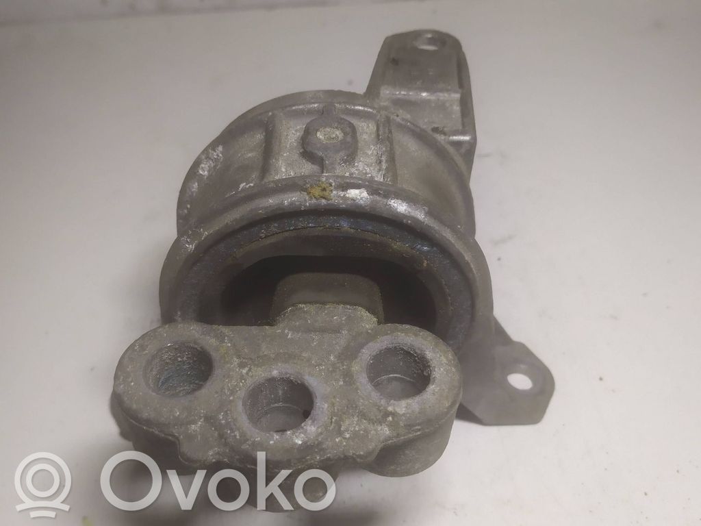 Opel Zafira A Engine mount bracket 