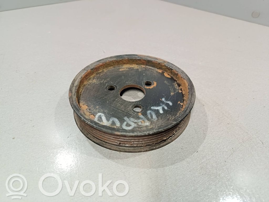 Ford Scorpio Ohjaustehostimen pumpun hihnapyörä 