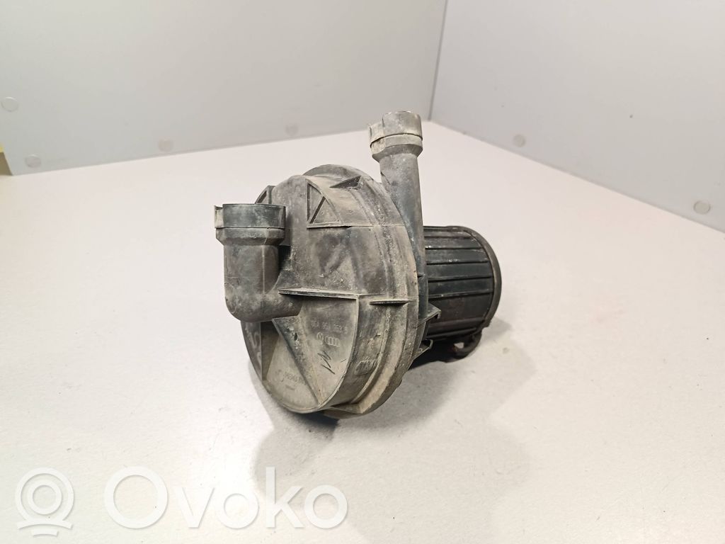 Volkswagen PASSAT B5.5 Sekundärluftpumpe 