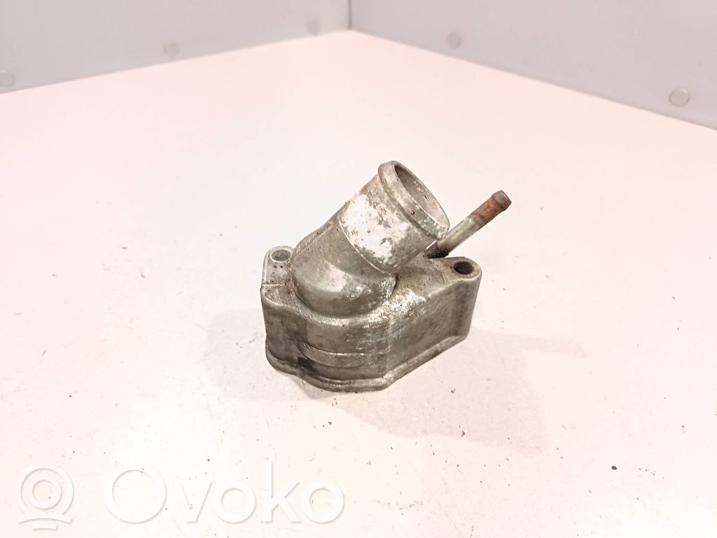 Opel Vectra B Termostaatin kotelo 