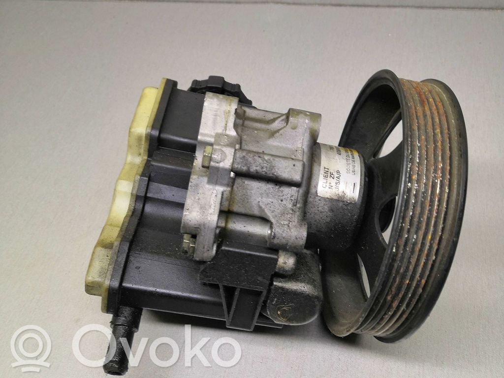 Opel Vectra B Ohjaustehostimen pumppu 