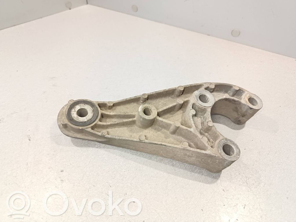 Fiat Stilo Engine mounting bracket 
