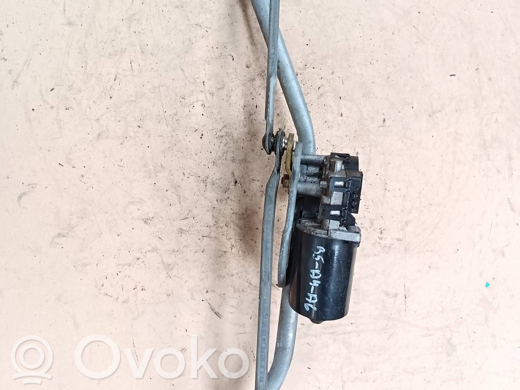 Audi A6 S6 C5 4B Etupyyhkimen vivusto ja moottori 