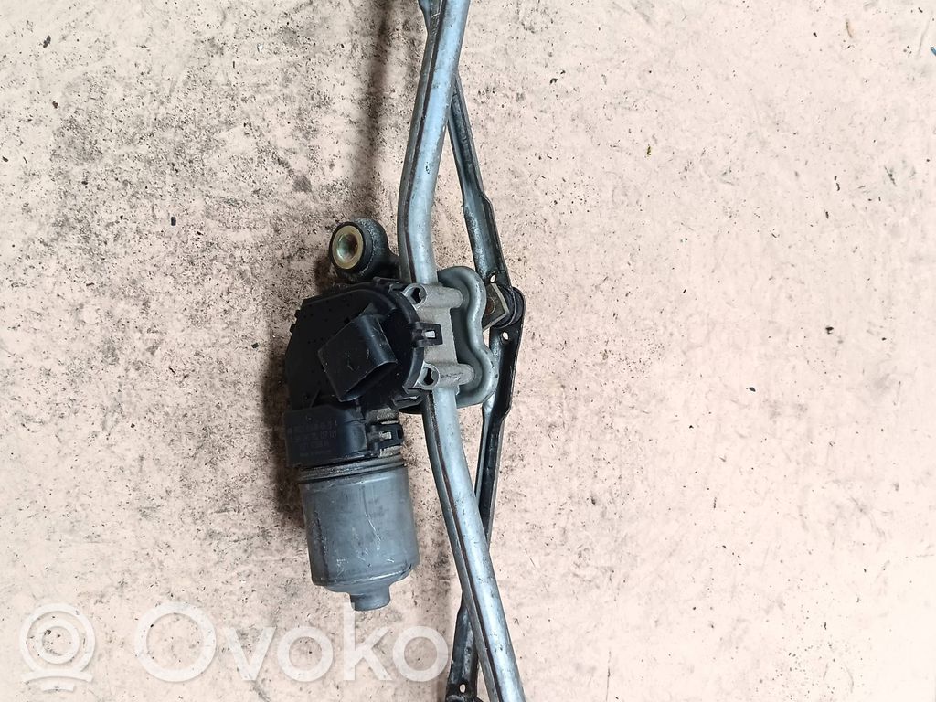 Ford Mondeo Mk III Mechanizm i silniczek wycieraczek szyby przedniej / czołowej 